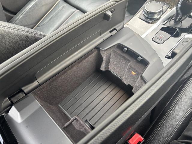 ５シリーズ ５２３ｄ　Ｍスポーツ　ハイラインパッケージ　１年保証付　黒革　ヘッドアップディスプレイ　全席シートヒーター　Ｍ５ルックリアバンパー　フロントスポイラー　ドライビングアシストプラス　全方位カメラ　ＡＣＣ　ＬＤＷ　ＬＣＷ　クロストラフィック　ＥＴＣ（41枚目）