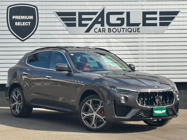 レヴァンテ Ｓグランスポーツ　左ハンドル　パノラマサンルーフ　赤革　カーボントリム　ハーマンカードン　ＡＣＣ　ＯＰ２１ＡＷ（ヘリオス）　全席シートヒーター　Ｒドア拡張キーレス　トランクキックセンサー　全方位カメラ　イージーエントリ（14枚目）