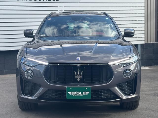 レヴァンテ Ｓグランスポーツ　左ハンドル　パノラマサンルーフ　赤革　カーボントリム　ハーマンカードン　ＡＣＣ　ＯＰ２１ＡＷ（ヘリオス）　全席シートヒーター　Ｒドア拡張キーレス　トランクキックセンサー　全方位カメラ　イージーエントリ（15枚目）