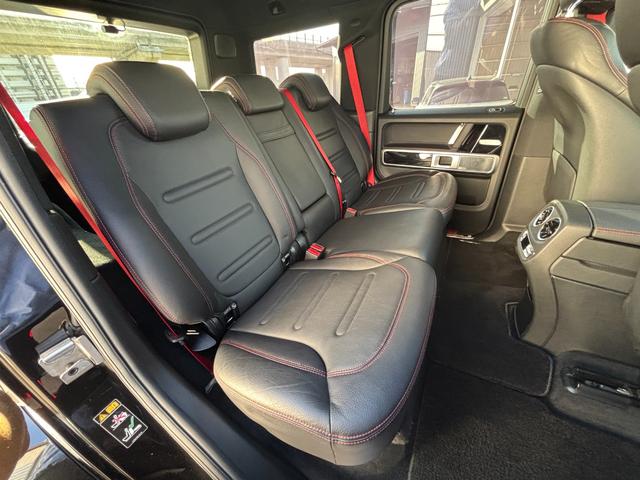 Gクラス G350d AMGライン 1年保証付 1オナ サンルーフ アダブティブダンピングシステム ラグジュアリーPKG 黒革 全席シートヒーター ブルメスターサウンド レーダーセーフティ ACC 全方位カメラ TV アンビエントライト(5枚目)