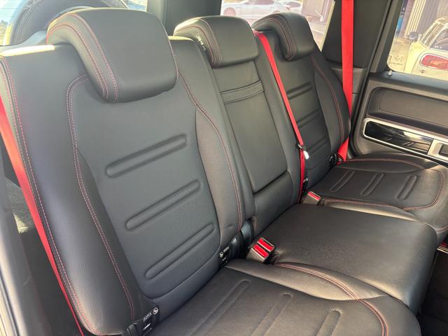 Gクラス G350d AMGライン 1年保証付 1オナ サンルーフ アダブティブダンピングシステム ラグジュアリーPKG 黒革 全席シートヒーター ブルメスターサウンド レーダーセーフティ ACC 全方位カメラ TV アンビエントライト(21枚目)