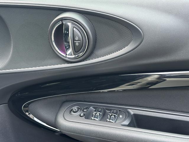 MINI クーパーSD クラブマン 1年保証付 アクティブクルーズコントロール インテリジェントセーフティ コンフォートアクセス ペッパーパッケージ MINIドライビングモード 純正ブラックAW バックカメラ ETC ドライブレコーダー(46枚目)