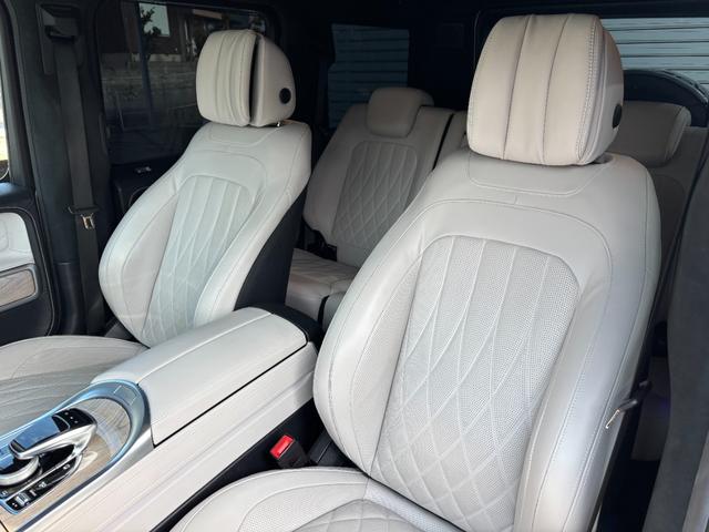 Ｇクラス Ｇ４００ｄ　マヌファクトゥーアエディション　１年保証付　１オーナー　ナイトＰＫＧ　白革ダイヤモンドステッチ　ＳＲ　アダブティブダンピングシステム　ブラバスフロントスポイラー　ＩＩＤ電動ステップ　デジタルインナーミラー　ＡＤＶ１（２２インチＡＷ）（32枚目）