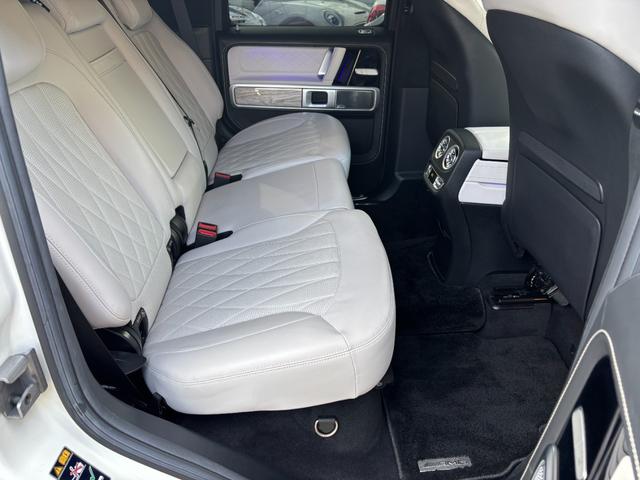Ｇクラス Ｇ４００ｄ　マヌファクトゥーアエディション　１年保証付　１オーナー　ナイトＰＫＧ　白革ダイヤモンドステッチ　ＳＲ　アダブティブダンピングシステム　ブラバスフロントスポイラー　ＩＩＤ電動ステップ　デジタルインナーミラー　ＡＤＶ１（２２インチＡＷ）（37枚目）