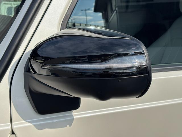 Ｇクラス Ｇ４００ｄ　マヌファクトゥーアエディション　１年保証付　１オーナー　ナイトＰＫＧ　白革ダイヤモンドステッチ　ＳＲ　アダブティブダンピングシステム　ブラバスフロントスポイラー　ＩＩＤ電動ステップ　デジタルインナーミラー　ＡＤＶ１（２２インチＡＷ）（77枚目）