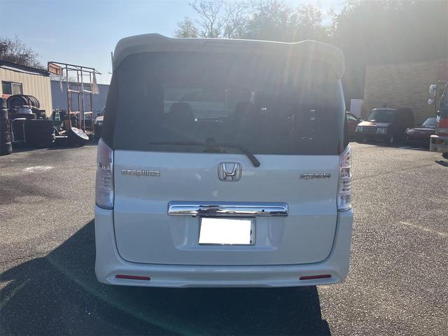 ステップワゴンスパーダ ナビTV Bモニター 両側パワースライドドア ETC フリップダウンモニター ミラーウィンカー アルミホイール HID スマートキー(10枚目)