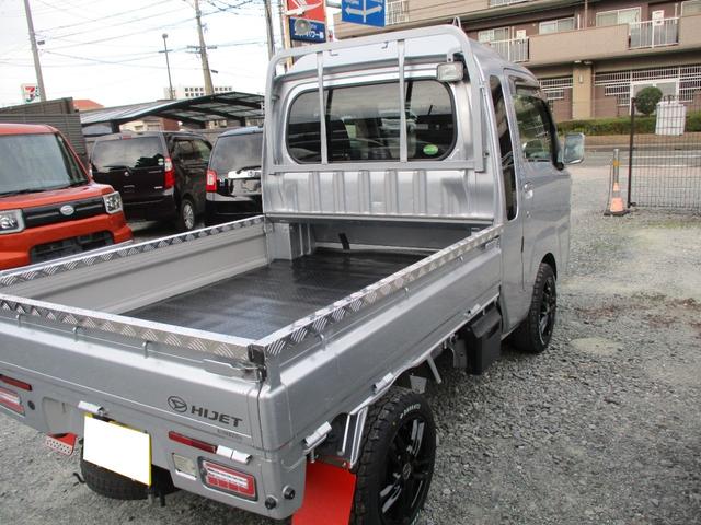 ハイゼットトラック ジャンボSAIIIt 4速AT車 運転支援システム レーンアシスト アシストブレーキ 先行車発進お知らせ機能 7インチワイドナビ&TV ブルートゥース インチアップ 社外14インチAW&新品マッドタイヤ LEDヘッドライト(6枚目)
