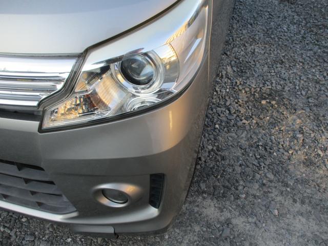 スペーシアカスタム ＴＳ　純正フルエアロ　インタークーラー付ツインカムターボ　エネチャージ　社外ナビ＆フルセグテレビ　ブルートゥース付　プッシュスタート　スマートキー２個　両側パワースライドドア　オートエアコン　ＨＩＤ　ＥＴＣ（14枚目）