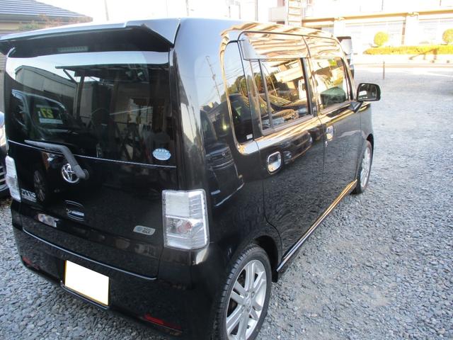 ピクシススペース カスタム　ＲＳ　純正エアロ　インタークーラー付ツインカムターボ　ＣＶＴ＆エコアイドル　７インチワイドナビ＆テレビ　ブルートゥース付き　１５インチアルミ　スマートキー　オートエアコン　ＨＩＤヘッドライト　ＥＴＣ（6枚目）