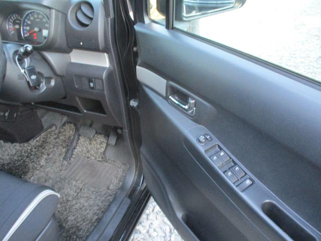 ピクシススペース カスタム　ＲＳ　純正エアロ　インタークーラー付ツインカムターボ　ＣＶＴ＆エコアイドル　７インチワイドナビ＆テレビ　ブルートゥース付き　１５インチアルミ　スマートキー　オートエアコン　ＨＩＤヘッドライト　ＥＴＣ（11枚目）