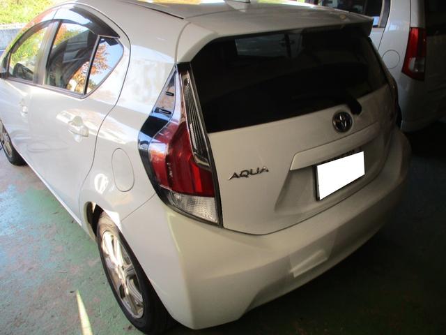 アクア G トヨタセーフティセンス ハイブリッド車 7インチワイドナビ&フルセグテレビ ブルートゥース付き 社外アルミ プッシュスタート LEDヘッドライト スマートキー2個 オートエアコン デジタルメーター(4枚目)