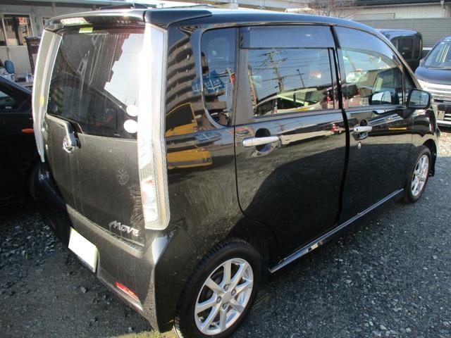 ムーヴ カスタム　Ｘ　純正エアロ　ＣＶＴ＆エコアイドル　７インチワイドナビ＆テレビ　ブルートゥース付　プッシュスタート　１４インチアルミホイール　ＬＥＤヘッドライト　スマートキー　オートエアコン　リアスモークガラス　ＥＴＣ（6枚目）