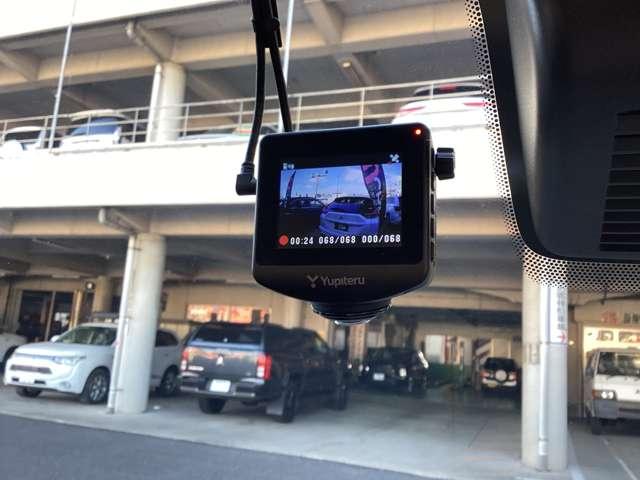 デリカミニ G プレミアム 9型ナビ マルチアラウンドビューモニター LED Aクルコン シートヒーター ETC ベンチシート エアコン コーナーセンサー パワステ アルミホイール キーレスエントリー エアバッグ スマートキー(4枚目)