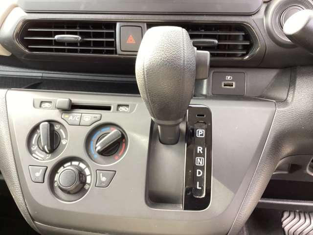 ｅＫワゴン Ｍ　アイドリングストップ　ナビ　ＥＴＣ　踏み間違い防止アシスト　ＥＴＣ　パワーウィンドウ　ナビ　マニュアルエアコン　キーレスエントリー　前席シートヒーター　エアバック　パワステ　アイドリングストップ（17枚目）