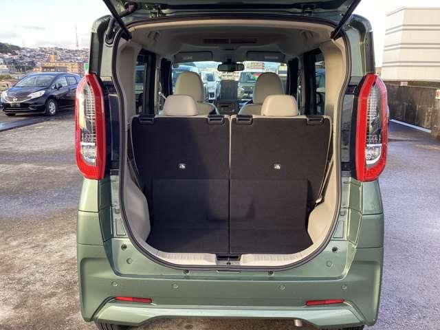 ｅＫスペース Ｇ　アイドリングストップ　フルオートエアコン　サイドカーテンエアバック　コーナーセンサー　シートヒーター　インテリキー　アイドリングストップ　盗難防止装置　ベンチシート　両側スライド片側電動　横滑防止（8枚目）