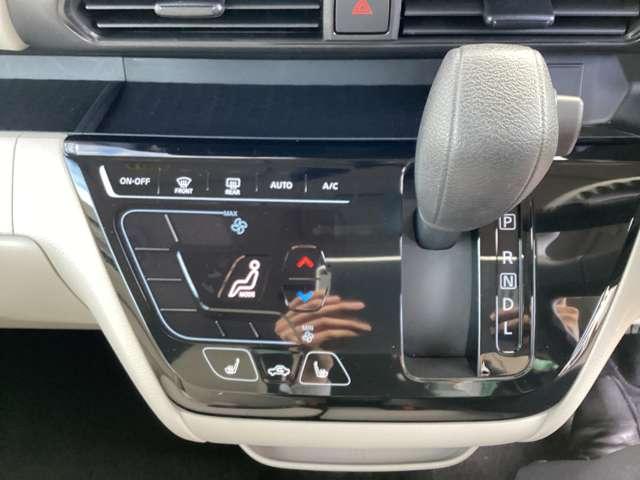 ｅＫスペース Ｇ　アイドリングストップ　フルオートエアコン　サイドカーテンエアバック　コーナーセンサー　シートヒーター　インテリキー　アイドリングストップ　盗難防止装置　ベンチシート　両側スライド片側電動　横滑防止（11枚目）