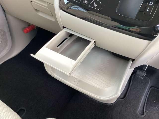 ｅＫスペース Ｇ　アイドリングストップ　フルオートエアコン　サイドカーテンエアバック　コーナーセンサー　シートヒーター　インテリキー　アイドリングストップ　盗難防止装置　ベンチシート　両側スライド片側電動　横滑防止（19枚目）