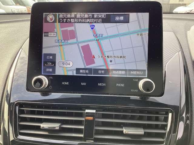 快適なドライブに欠かせないカーナビ付き♪