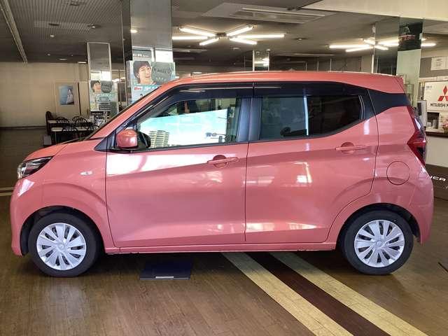 ｅＫワゴン Ｍ　アイドリングストップ　踏み間違い防止アシスト　イモビライザー　パワーウィンドウ　Ｐセンサー　マニュアルエアコン　キーレスエントリー　前席シートヒーター　ＡＳＣ　エアバック　パワステ　ＡＢＳ　寒冷地仕様（9枚目）