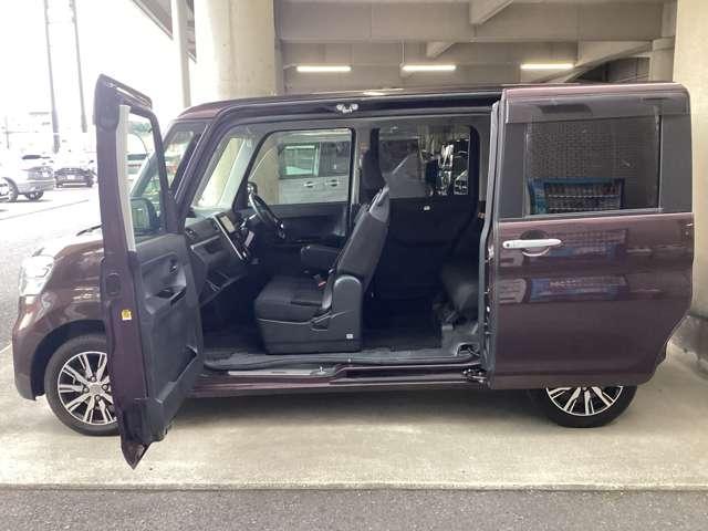 タント Ｘ　ＶＳ　ＳＡＩＩＩ　衝突軽減ブレーキ　３６０度カメラ　ナビＴＶ　イモビライザー　シートヒーター　地デジ　Ｂカメラ　パワーウインドウ　クリアランスソナー　キーフリーシステム　ＥＴＣ車載器　Ｉストップ　デュアルエアバッグ（19枚目）