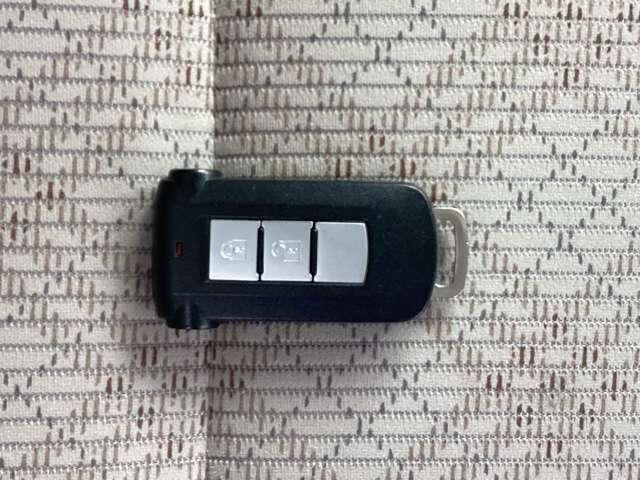 eKスペース G セーフティパッケージ シートヒータ 横滑り防止 オートエアコン スマートキー i-stop バックカメラ キーフリー パワーウィンドウ エアバッグ ABS サイドカメラ 盗難防止システム ベンチシート 衝突警告(11枚目)