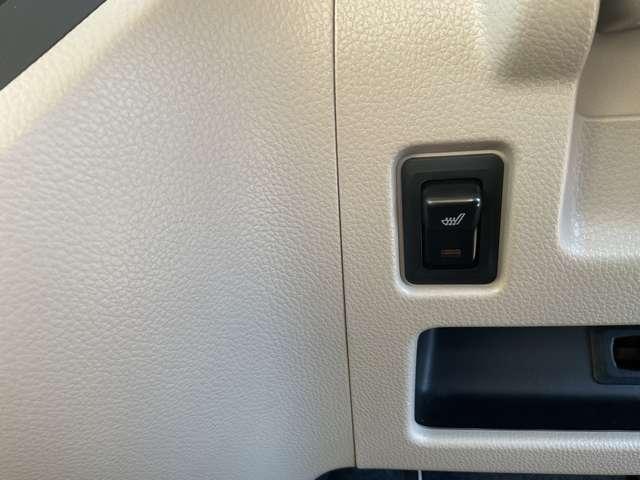 eKスペース G パワーウインドウ Wエアバッグ スマキー 盗難防止システム シートヒーター エアコン パワーステアリング ベンチシート ABS キーレスエントリー 運転席エアバッグ 寒冷地仕様 横滑り防止装置付き(11枚目)