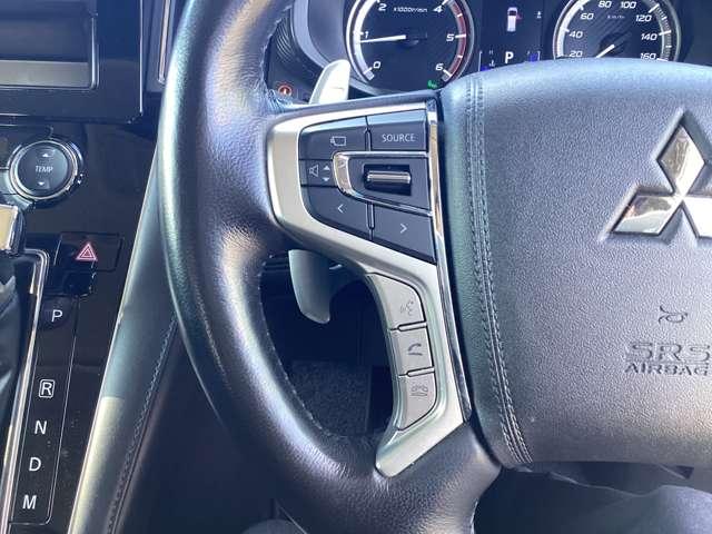 デリカD:5 P Bモニター 地デジ DVD再生 ナビTV シートヒーター ETC 4WD 電動シ-ト 寒冷地仕様 メモリナビ ABS 3列 オートエアコン ASC 盗難防止装置 パワーウインドウ エアバッグ(6枚目)