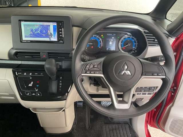 �X�e�A�����O�X�C�b�`�ŉ^�]���ɂ����ʂ̕ύX��Ȃ̃X�L�b�v������ł��܂��B