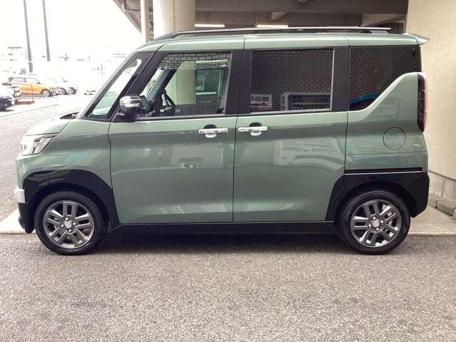 デリカミニ Ｔ　プレミアム　ハイブリッド　１０型ナビ／ＴＶ　衝突軽減装置　ターボエンジン　ナビＴＶ　寒冷地　パワステ　フルタイム４ＷＤ　エアバッグ　ＬＥＤヘッド　ＥＳＣ　サイドカメラ　クルコン　インテリキー　キーフリー　ＥＴＣ（13枚目）