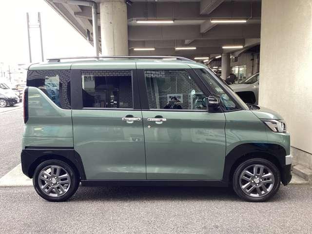 デリカミニ Ｔ　プレミアム　ハイブリッド　１０型ナビ／ＴＶ　衝突軽減装置　ターボエンジン　ナビＴＶ　寒冷地　パワステ　フルタイム４ＷＤ　エアバッグ　ＬＥＤヘッド　ＥＳＣ　サイドカメラ　クルコン　インテリキー　キーフリー　ＥＴＣ（15枚目）