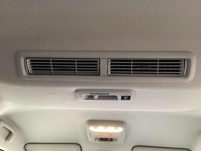 デリカミニ Ｔ　プレミアム　ハイブリッド　１０型ナビ／ＴＶ　衝突軽減装置　ターボエンジン　ナビＴＶ　寒冷地　パワステ　フルタイム４ＷＤ　エアバッグ　ＬＥＤヘッド　ＥＳＣ　サイドカメラ　クルコン　インテリキー　キーフリー　ＥＴＣ（16枚目）