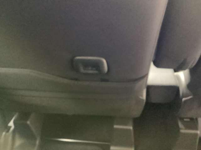 ｅＫクロススペース Ｔ　キーレスエントリー　サイドエアバッグ　プリクラ　ＡＡＣ　ｉ－ＳＴＯＰ　スマキー　ＬＥＤライト　Ｂカメラ　フルセグＴＶ　前席シートヒーター　ＥＴＣ　メモリーナビ　ターボ車　ＡＢＳ　横滑り防止　ナビＴＶ（7枚目）