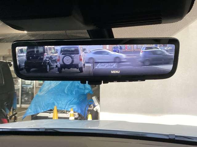 �f�W�^�����[���~���[�@���A���^�C���f���Ō㕔���Ȃɐl��傫�ȉו�������Ă��鎞�ł�������΂�����m�F�ł��܂��B