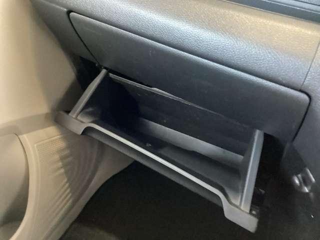 ｅＫワゴン Ｇ　インテリジェントキー　ナビ　前席シートヒーター　オートエアコン　横滑り防止装置　パワーステアリング　アイドリングストップ　バックカメラ　ベンチシート　盗難防止システム　メモリーナビ　寒冷地仕様　ＡＢＳ（13枚目）