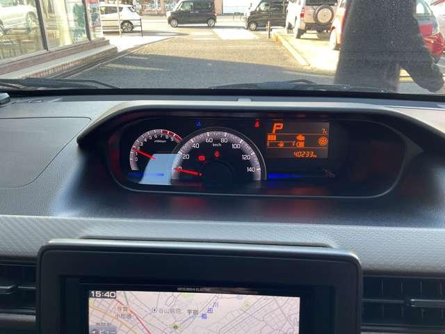 ワゴンＲ ハイブリッドＦＸ　スマキー　フルフラットシート　Ｓヒーター　盗難警報装置　パーキングセンサー　ＥＴＣ付き　助手席エアバッグ　キーレスエントリー　ナビ　フルオートエアコン　Ｉストップ　ＥＳＰ　運転席エアバッグ　パワステ（4枚目）