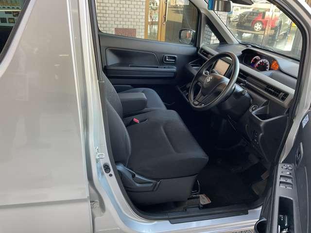 ワゴンＲ ハイブリッドＦＸ　スマキー　フルフラットシート　Ｓヒーター　盗難警報装置　パーキングセンサー　ＥＴＣ付き　助手席エアバッグ　キーレスエントリー　ナビ　フルオートエアコン　Ｉストップ　ＥＳＰ　運転席エアバッグ　パワステ（9枚目）