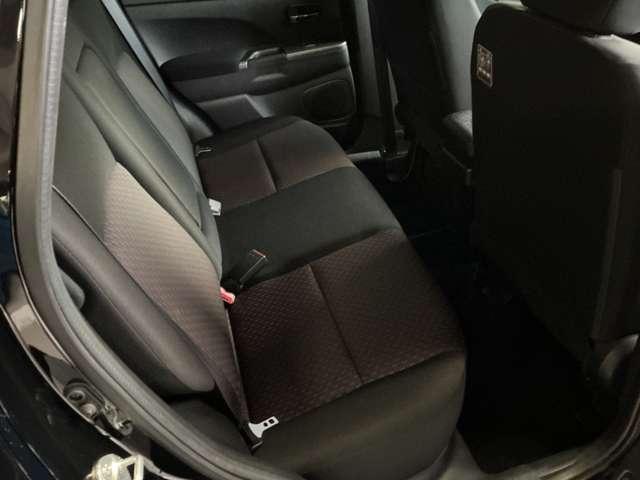 RVR G 衝突被害軽減ブレーキ ナビ TV 衝突低減ブレーキ セキュリティー 切り替え4WD キーレスエントリー Bモニター パワーウィンドウ メモリナビ エアコン ナビ&TV ABS 横滑り防止機能 クルコン(13枚目)