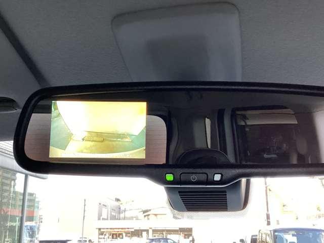 �o�b�N�~���[�̓J�����f���Ŏʂ���̂ŉJ�̓�������㕔���Ȃɉו�������Ă��Ă����E�ǍD�I�I