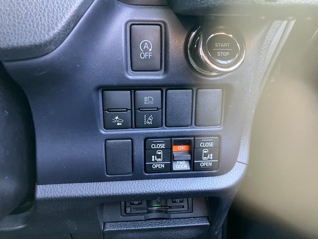 ヴォクシー ナビTV Bモニター ETC ミラーウィンカー 両側パワースライドドア スマートキー プッシュスタートボタン アイドリングストップ(11枚目)