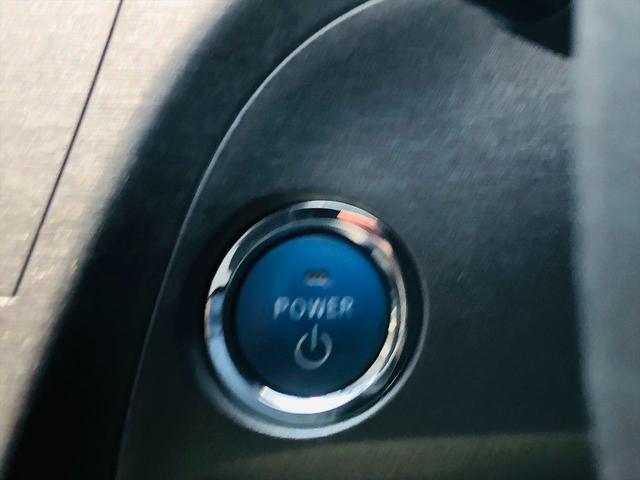 プリウスＰＨＶ Ｓ　社外１９インチアルミホイール　ローダウン　モデリスタエアロ　純正ナビ　フルセグＴＶ　ＤＶＤ　Ｂｌｕｅｔｏｏｔｈ　ＥＴＣ　バックカメラ　プッシュスタート　スマートキー　シートヒーター　ＨＩＤヘッドライト（49枚目）