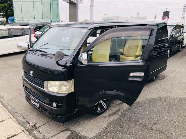 レジアスエースバン ロングスーパーＧＬ　２型　７人乗り　後席モニター　ドライブレコーダー　ローダウン　社外１８インチアルミホイール　社外ナビ　フルセグＴＶ　ＤＶＤ　Ｂｌｕｅｔｏｏｔｈ　ＥＴＣ　バックカメラ　キーレスエントリー　両側スライド（32枚目）