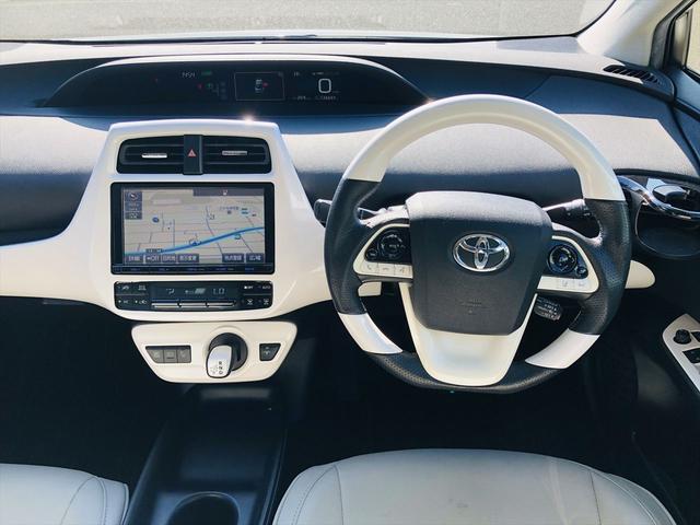 プリウス Ｓ　モデリスタエアロ　社外１７インチアルミホイール　純正ナビ　フルセグＴＶ　ＤＶＤ　Ｂｌｕｅｔｏｏｔｈ　ＥＴＣ　バックカメラ　プッシュスタート　スマートキー　ＬＥＤヘッドライト　フォグランプ（16枚目）