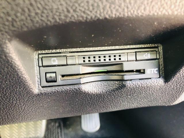 プリウス Ｓ　モデリスタエアロ　社外１７インチアルミホイール　純正ナビ　フルセグＴＶ　ＤＶＤ　Ｂｌｕｅｔｏｏｔｈ　ＥＴＣ　バックカメラ　プッシュスタート　スマートキー　ＬＥＤヘッドライト　フォグランプ（52枚目）