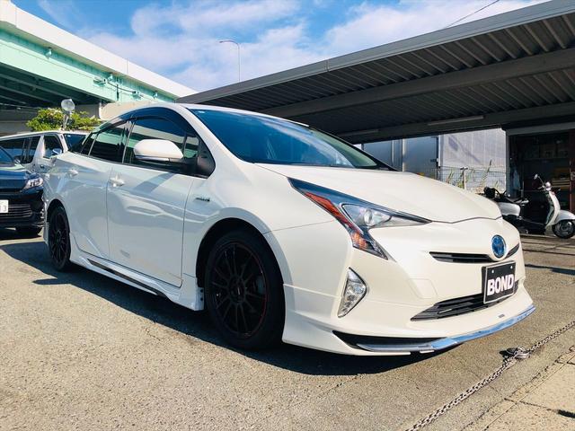 プリウス Ｓ　モデリスタエアロ　社外１７インチアルミホイール　純正ナビ　フルセグＴＶ　ＤＶＤ　Ｂｌｕｅｔｏｏｔｈ　ＥＴＣ　バックカメラ　プッシュスタート　スマートキー　ＬＥＤヘッドライト　フォグランプ（72枚目）