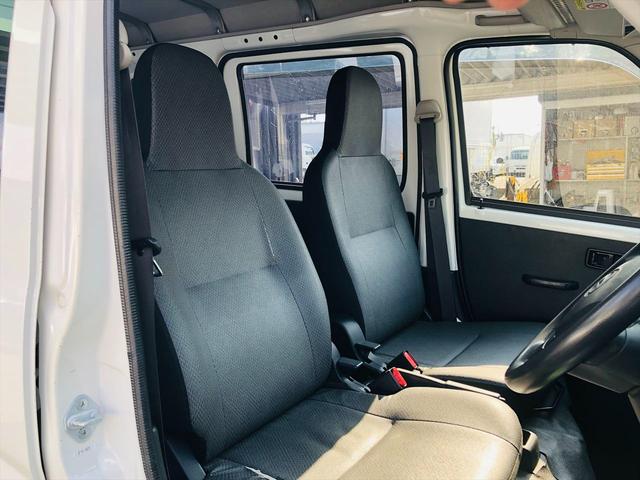 ハイゼットカーゴ スペシャルＳＡＩＩＩ　ハイルーフ　障害物センサー　レーンキープアシスト　衝突軽減ブレーキ　横滑り防止装置　両側スライドドア　純正ラジオ　アイドリングストップ　フルフラットシート　パワーステアリング　運転席・助手席エアバック（52枚目）