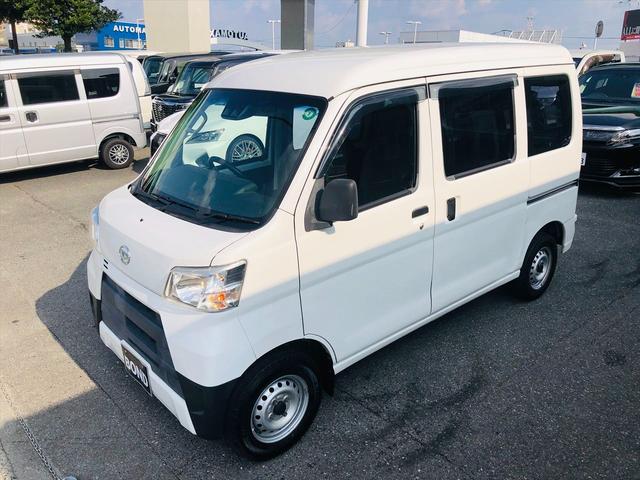 ハイゼットカーゴ スペシャルＳＡＩＩＩ　ハイルーフ　障害物センサー　レーンキープアシスト　衝突軽減ブレーキ　横滑り防止装置　両側スライドドア　純正ラジオ　アイドリングストップ　フルフラットシート　パワーステアリング　運転席・助手席エアバック（72枚目）