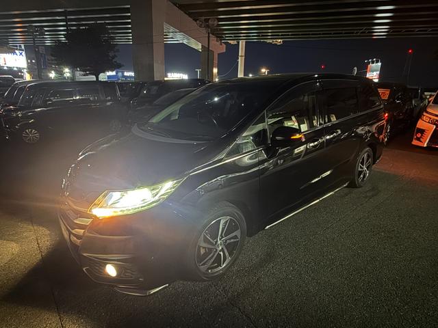 オデッセイ アブソルート 両側パワースライドドア 前後ドライブレコーダー 純正ナビ DVD Bluetooth ETC バックカメラ 3列シート プッシュスタート スマートキー LEDヘッドライト フォグランプ 純正17AW(7枚目)
