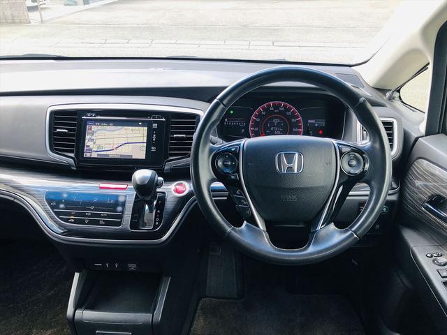 オデッセイ アブソルート 両側パワースライドドア 前後ドライブレコーダー 純正ナビ DVD Bluetooth ETC バックカメラ 3列シート プッシュスタート スマートキー LEDヘッドライト フォグランプ 純正17AW(16枚目)