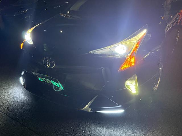 プリウス S モデリスタエアロ 車高調 社外18インチアルミホイール 純正ナビ フルセグTV DVD ETC バックカメラ プッシュスタート スマートキー LEDヘッドライト フォグランプ シャークアンテナ(7枚目)