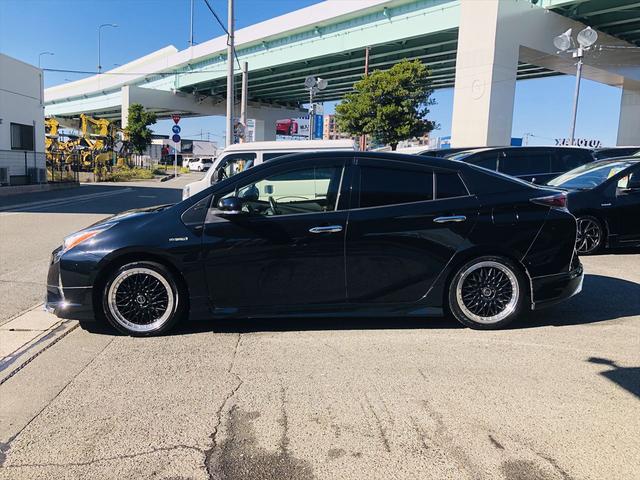 プリウス S モデリスタエアロ 車高調 社外18インチアルミホイール 純正ナビ フルセグTV DVD ETC バックカメラ プッシュスタート スマートキー LEDヘッドライト フォグランプ シャークアンテナ(14枚目)